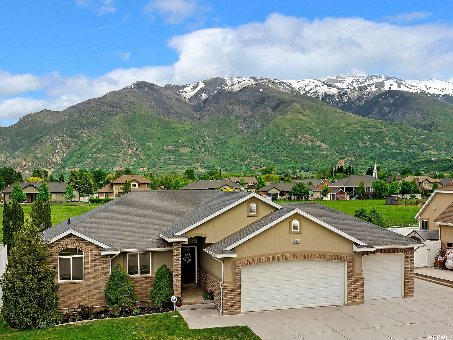 7664 S 1650 E, South er, UT 84405 MLS 1891056 Zillow