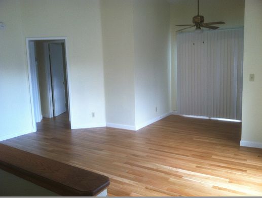 Living room & dining area