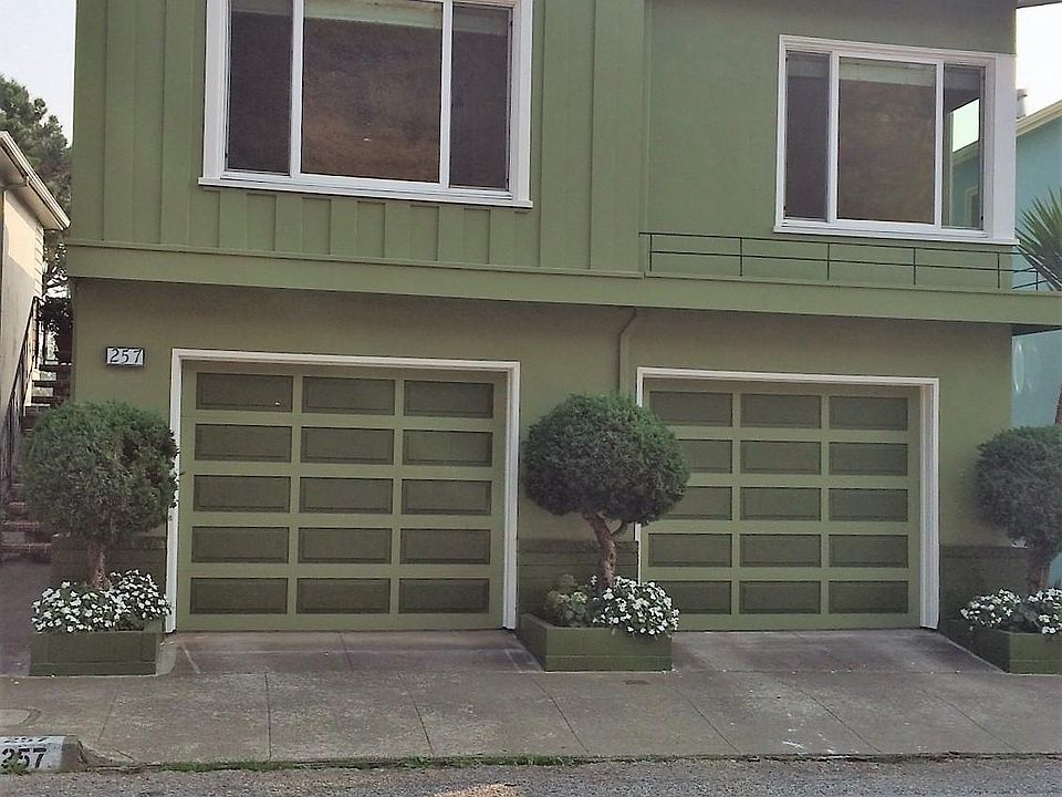 1st image of 257 Oak Park Dr