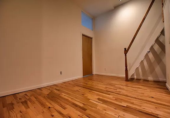 3rd image of 113 E 11th St #3R