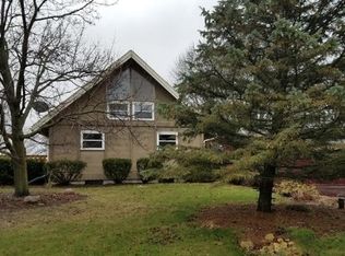 4234 Lakeside Dr, Rockford, IL 61101