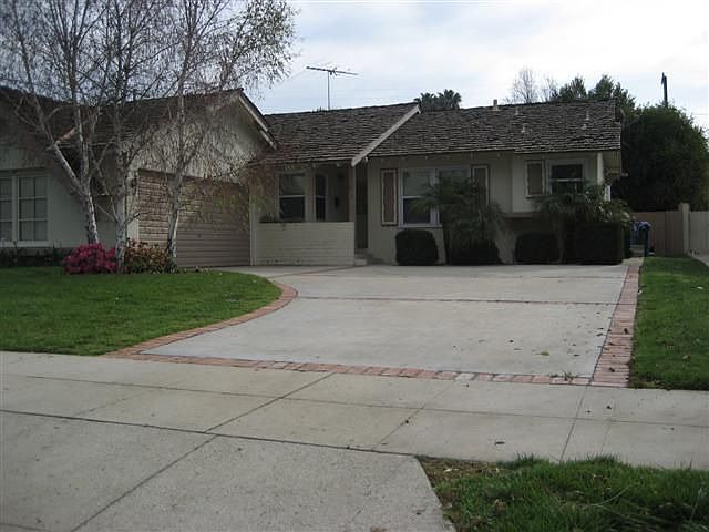 1st image of 8956 Debra Ave