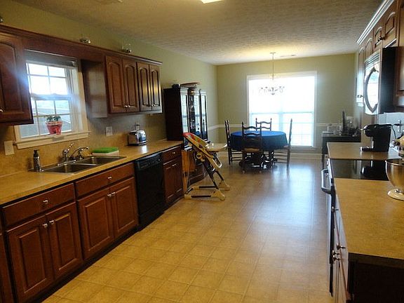3rd image of 145 Lee Road 2105