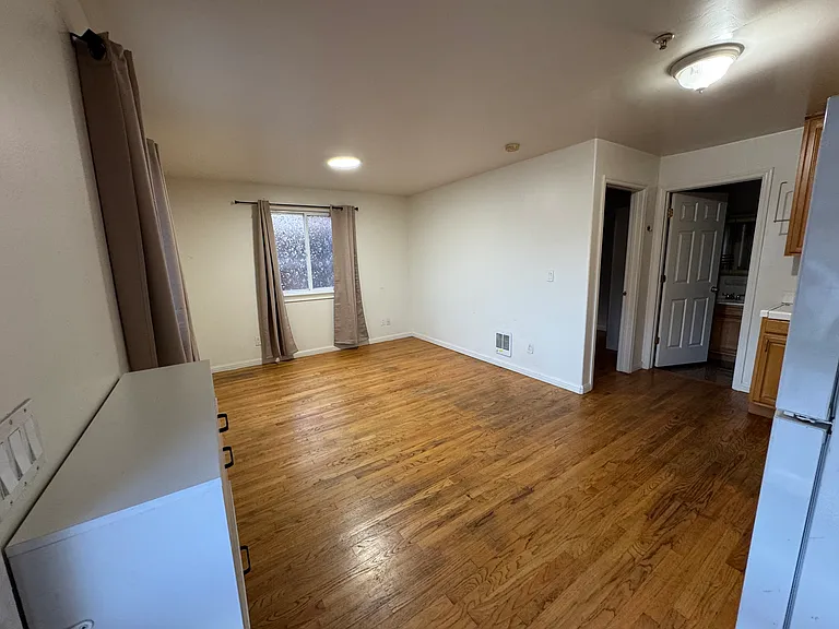 3132 Carlson Blvd #C — Photo 5