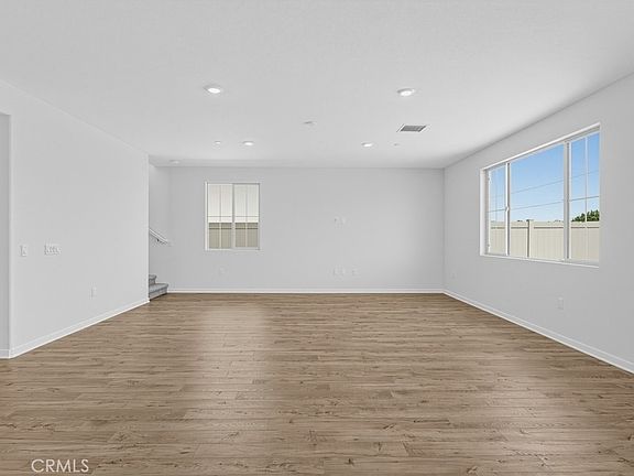 3rd image of 9568 Glenmore Forest Dr