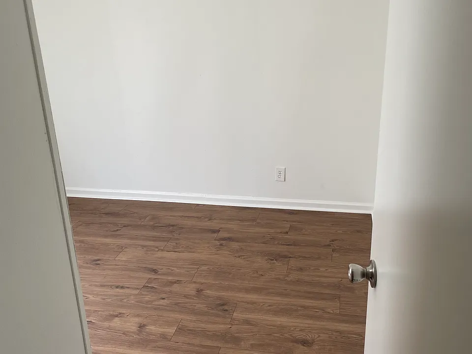 8544 S Saint Landry Ave #44