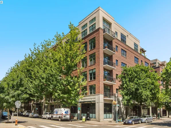 820 NW 12th Ave APT 614, Portland, OR 97209