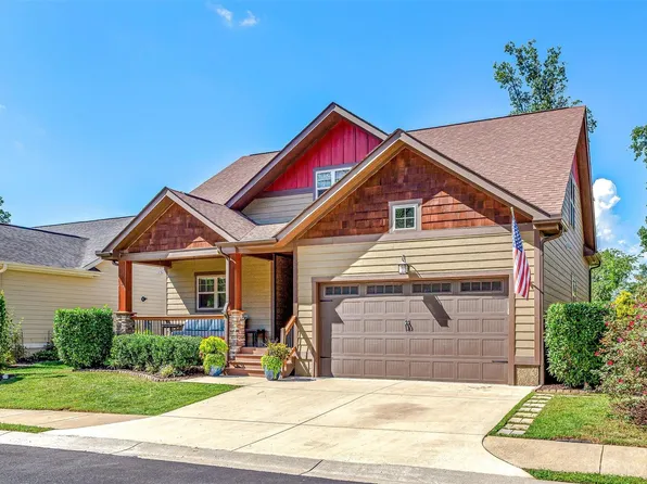 17 Asher Ln, Arden, NC 28704