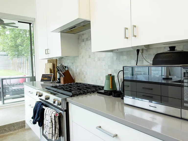 507 S Park Dr #2 — Photo 12