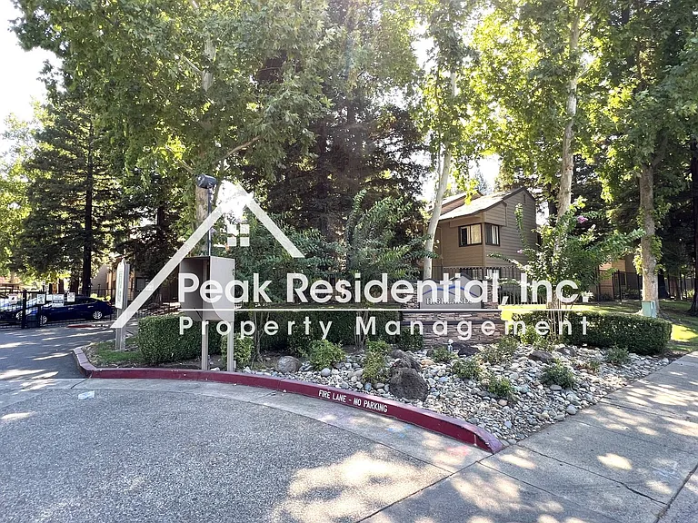 3715 Tallyho Dr — Photo 16