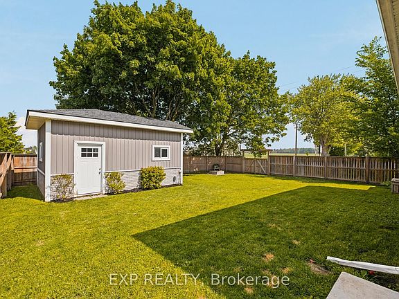 3rd image of 101 Tuffy Macdougall Ct