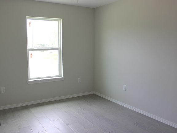 5th image of 9002 Mason St #B
