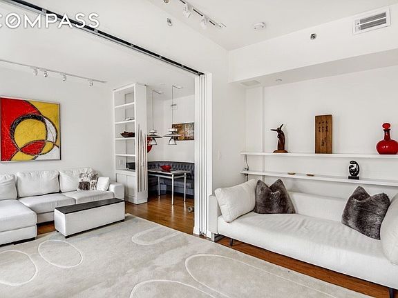 2nd image of 422 W 20th St APT 4D