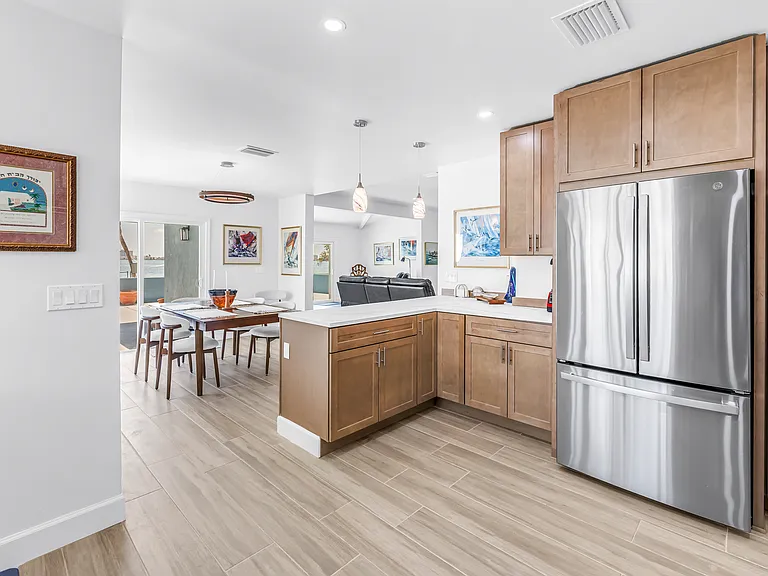 860 Boca Ciega Isle Dr — Photo 18