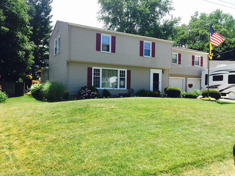 1st image of 316 Brandywyne Dr NW