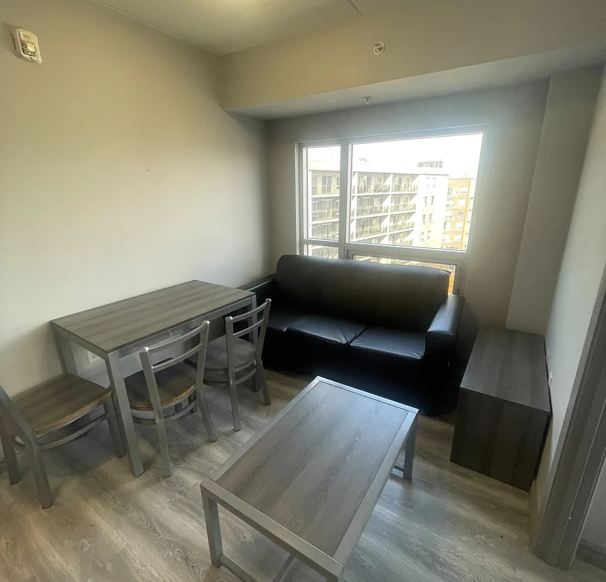 2 bed, 540 sqft, $1,850 — Photo 2