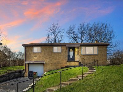 811 Westbury Rd, North Versailles, PA, 15137
