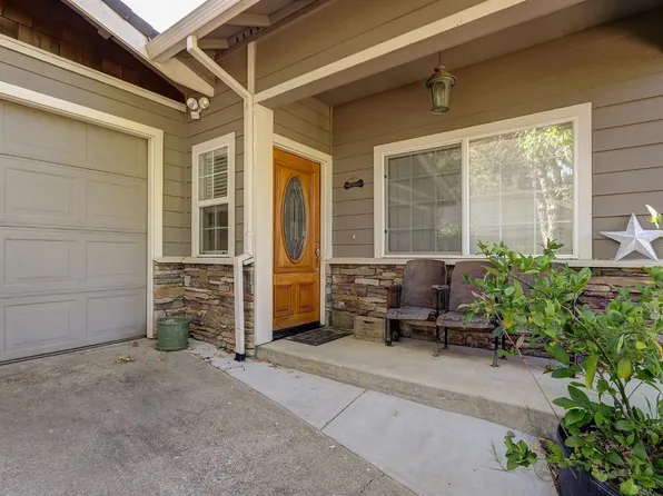 13186 Thistle Loop, Penn Valley, CA 95946