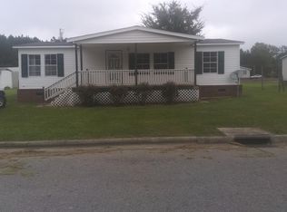 605 Wilson Bunch Ave, Windsor, NC 27983
