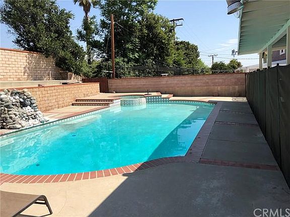 5th image of 5651 N Acacia St
