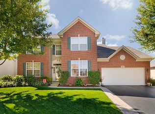 261 Exeter Ln, Sugar Grove, IL 60554