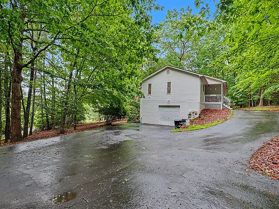 5th image of 15 Dale Dr