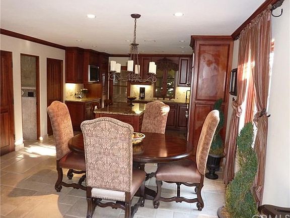 5th image of 708 Marigold Ave #1
