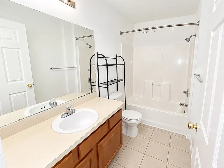 6087 Maggies Cir #112 — Photo 4