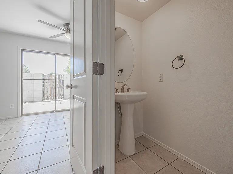 7801 N 44th Dr #1075 — Photo 8