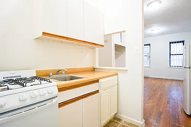 Rented by City Connections Realty