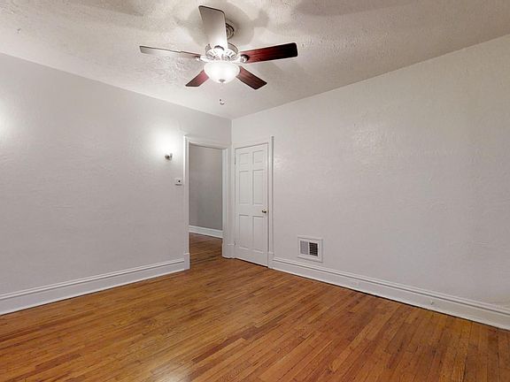 3rd image of 4119 Potomac St Floor 1
