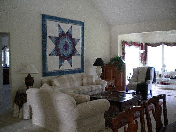 3rd image of 11198 Butternut Ln