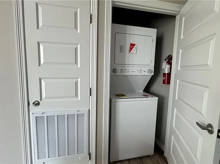 4120 La Vista Ave #4 — Photo 6