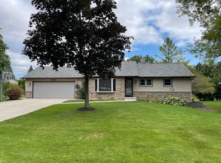 1018 Rogues Way, Green Bay, WI 54313