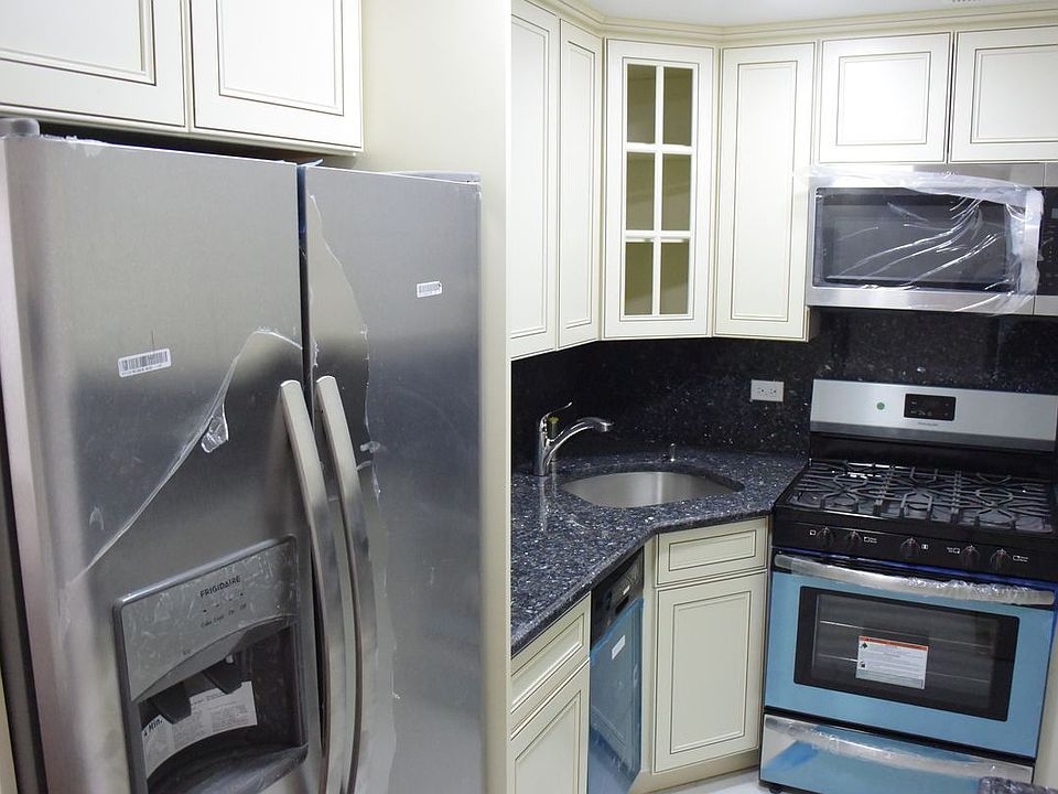 1st image of 8111 45th Ave APT 9H