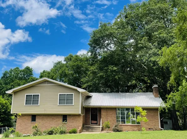 1003 Forest Trl, Jacksonville, TX 75766