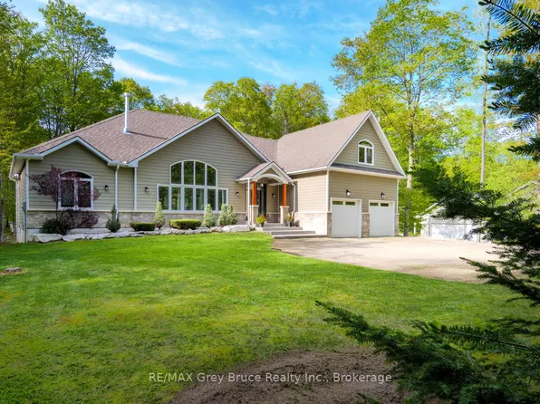 41 Martin Dr, South Bruce Peninsula, ON N0H 2G0