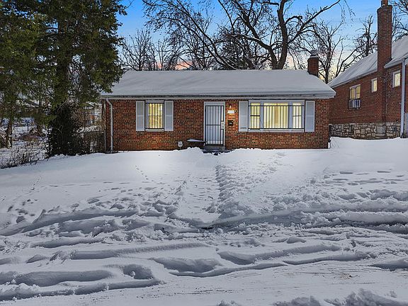 2nd image of 5058 Genevieve Ave