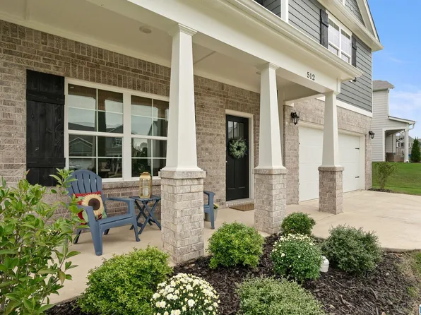 512 Park Crest Cv, Chelsea, AL 35043
