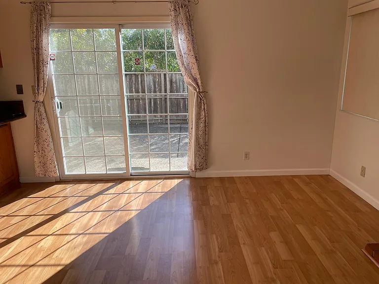 33999 Shylock Dr — Photo 9