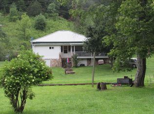 387 Baker Mines Rd, Hillsville, VA 24343