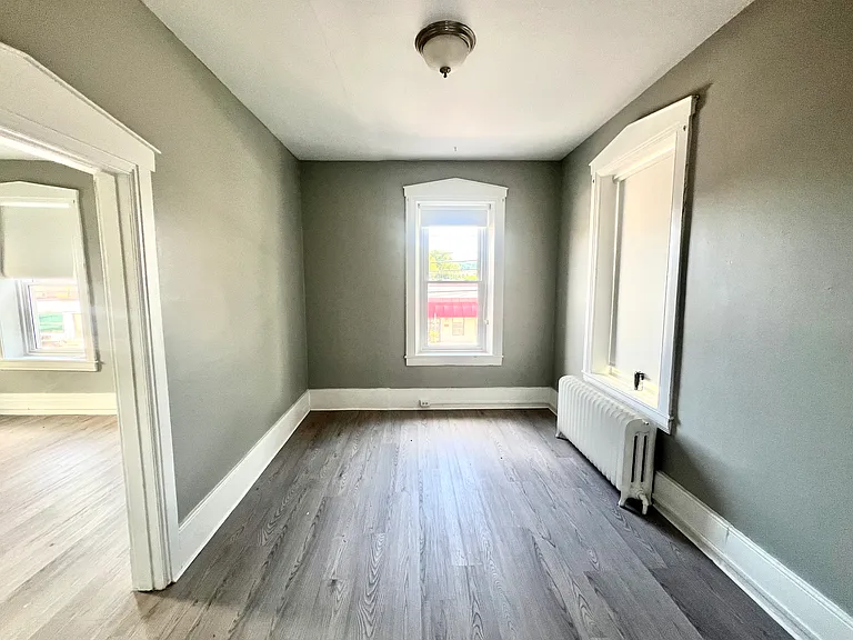 3935 Penn Ave #1 — Photo 6