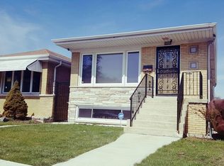 4800 W Ainslie St, Chicago, IL 60630