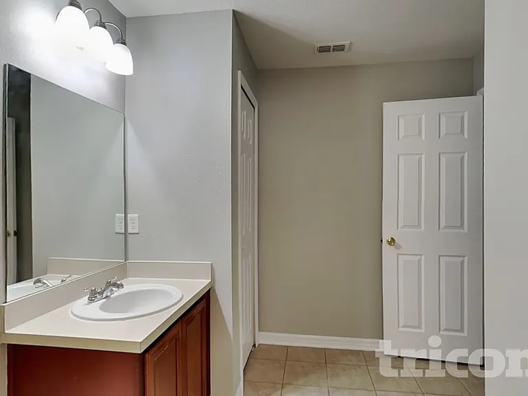 3165 Kearns Rd — Photo 10