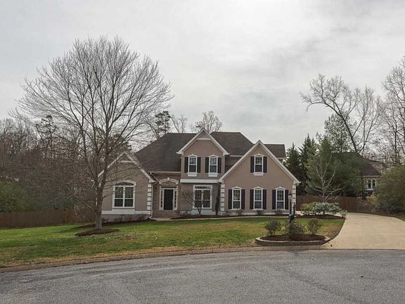 2nd image of 2696 Winter Garden Dr