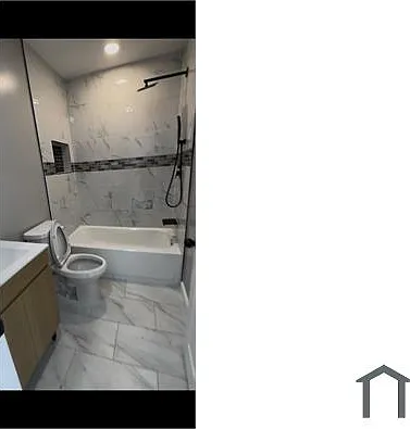 2420 Orleans St — Photo 6