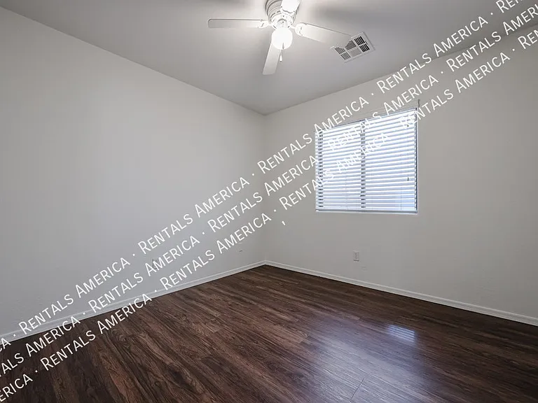 29120 N Yellow Bee Dr — Photo 23