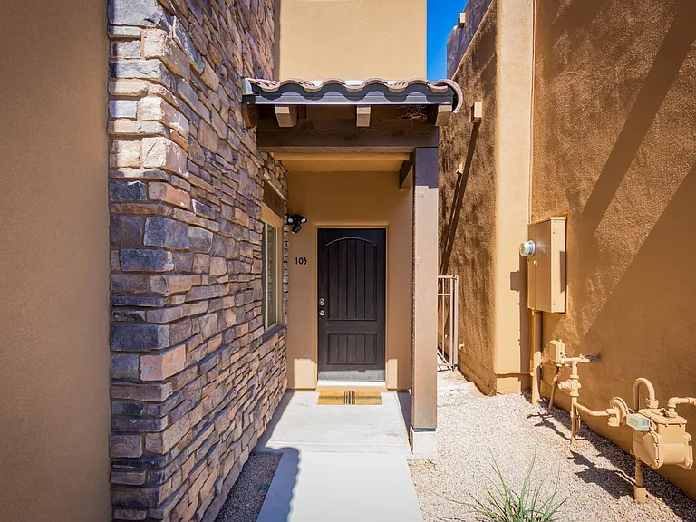 6145 E Cave Creek Rd #103 — Photo 2