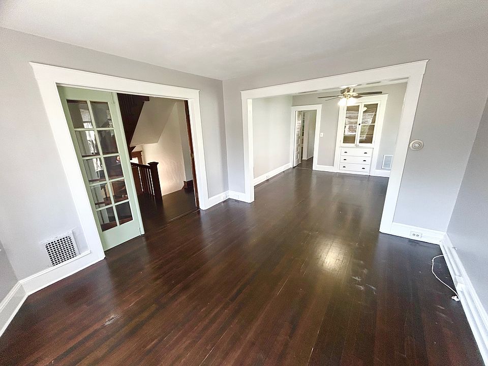 Living room and dining room 1