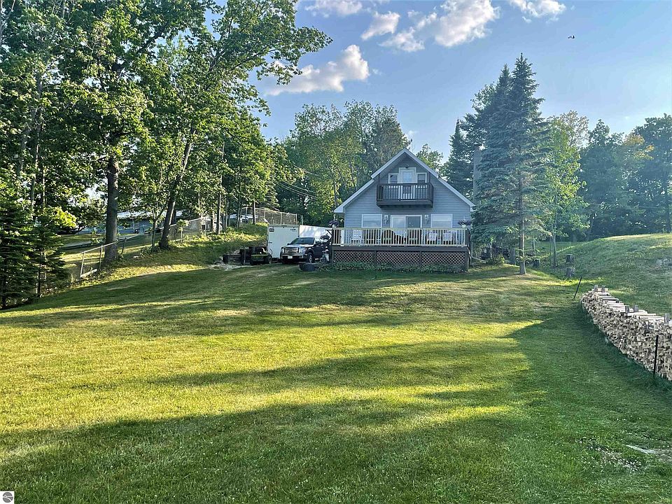622 Maple Rd, Lupton, MI 48635 Zillow